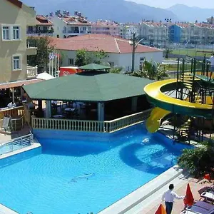 Aparthotel Maxwell Club